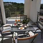 Elegant Punta Sol With Hot Tube, Walk To Sea And Center * Jezera