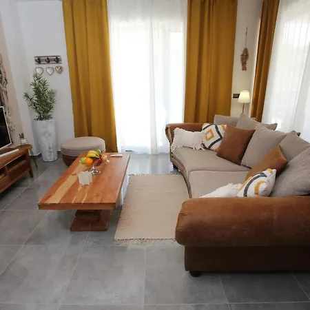 Arm Dalmatia *
