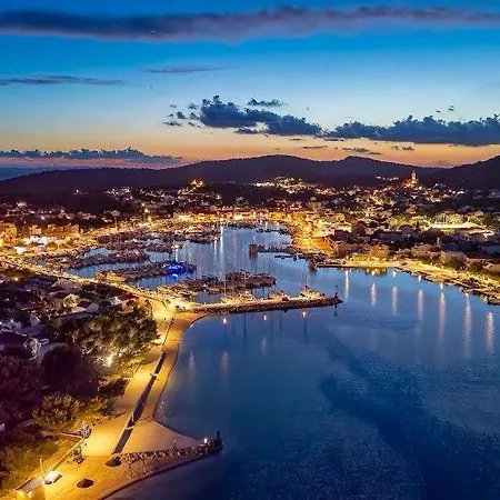 Arm Dalmatia Βίλα