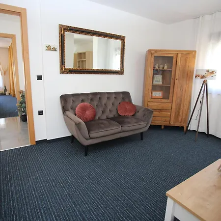 Elegant Punta Sol With Hot Tube, Walk To Sea And Center Villa Jezera