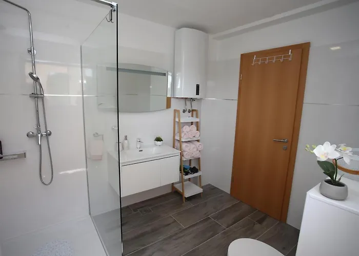 Arm Dalmatia Villa *